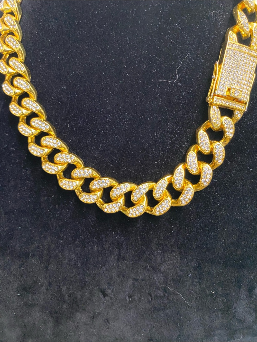 Diamond necklace - Picture 2 of 2